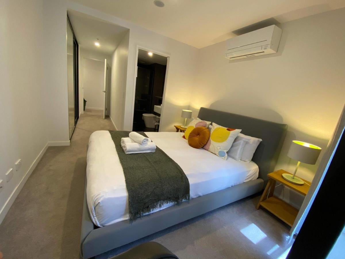 2 Bed 2 Bath Luxury Apartment In Braddon Canberra - Free Heated Pool, Gym, Parking Exterior foto